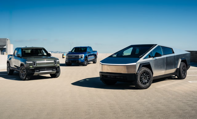 2025 Tesla Cybertruck vs. Ford F-150 Lightning, newest cars