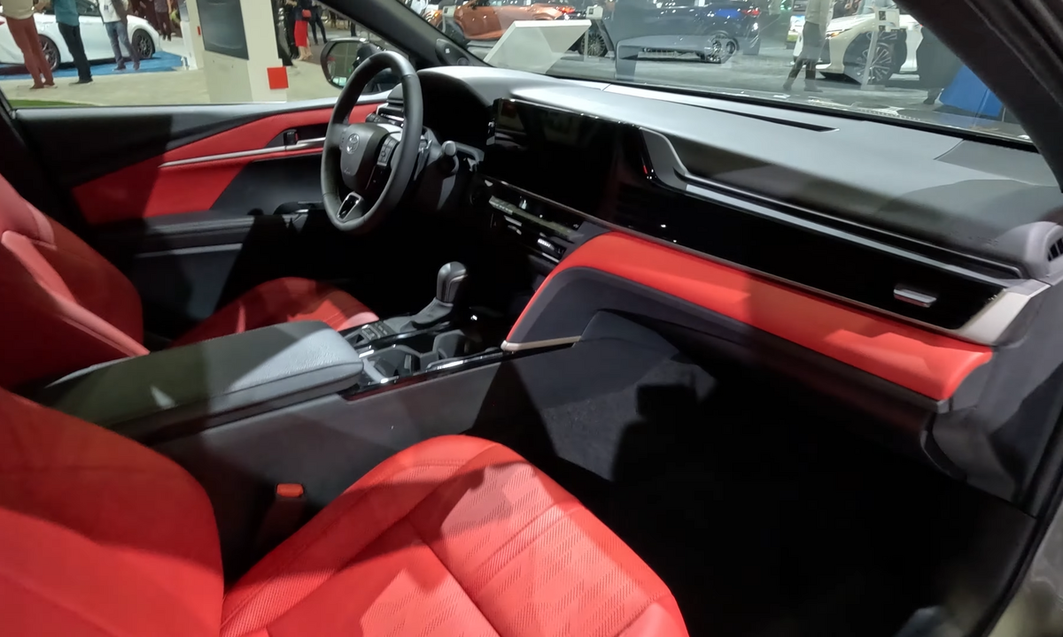 2025 Toyota Camry First Drive: A New Era for the Best-Selling Sedan? 2025 Toyota Camry First Drive: A New Era for the Best-Selling Sedan?