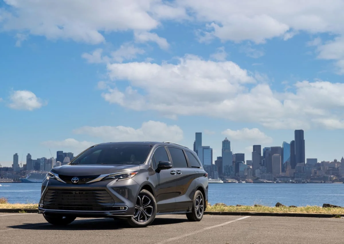 2025 Toyota Sienna: The Affordable Hybrid Minivan That Goes the Distance 2025 Toyota Sienna: The Affordable Hybrid Minivan That Goes the Distance