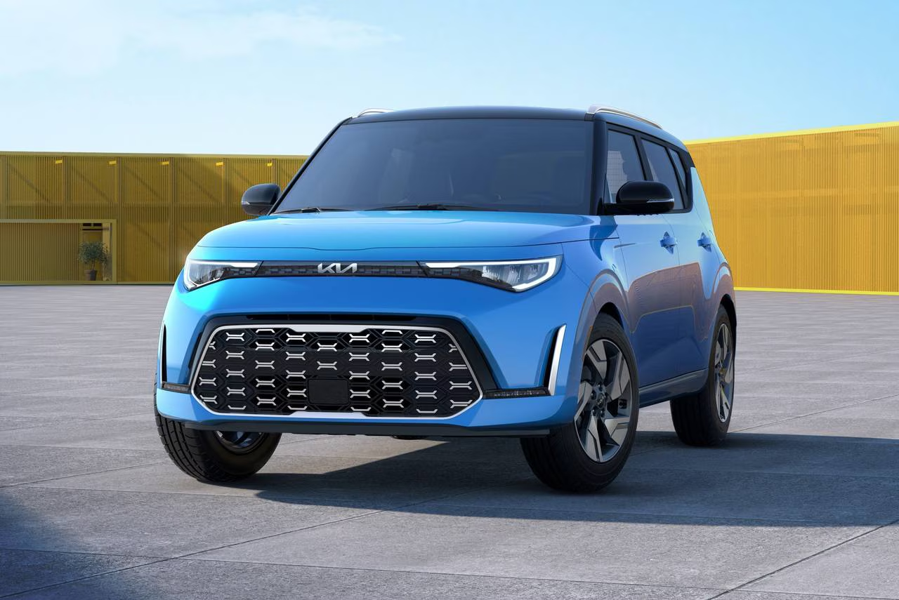 Kia Soul Review: A Complete Look at the 2025 Subcompact SUV Kia Soul Review