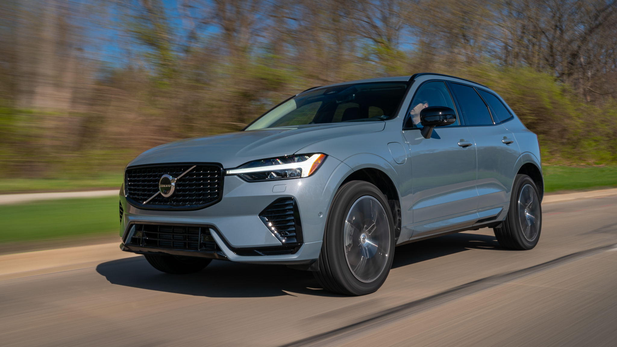 2026 Hybrid SUVs Coming Out: Top 7 Models Worth Waiting For 2026 Volvo XC60 Recharge