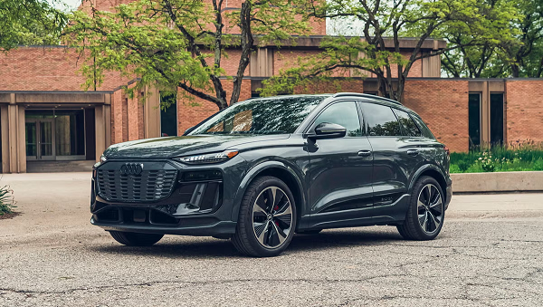 Audi SQ6 e-tron