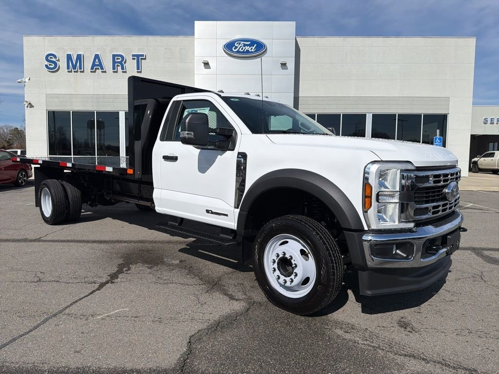 Ford F-450 Super Duty Chassis Cab
