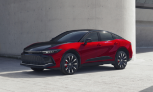 2027 Toyota Crown Debuts With Hybrid Upgrades and New Platinum Features 2027 Toyota Crown Debuts With Hybrid Upgrades and New Platinum Features
