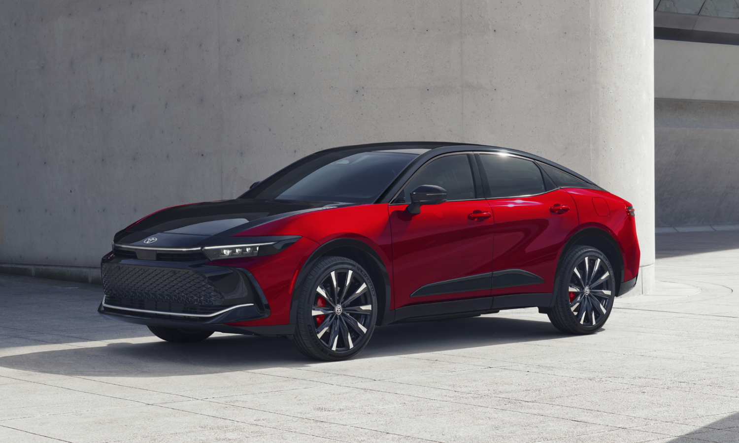 2027 Toyota Crown Debuts With Hybrid Upgrades and New Platinum Features