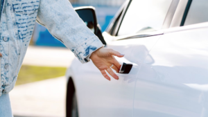 NHTSA Plans New Rules for Tesla-Style Emergency Door Handles