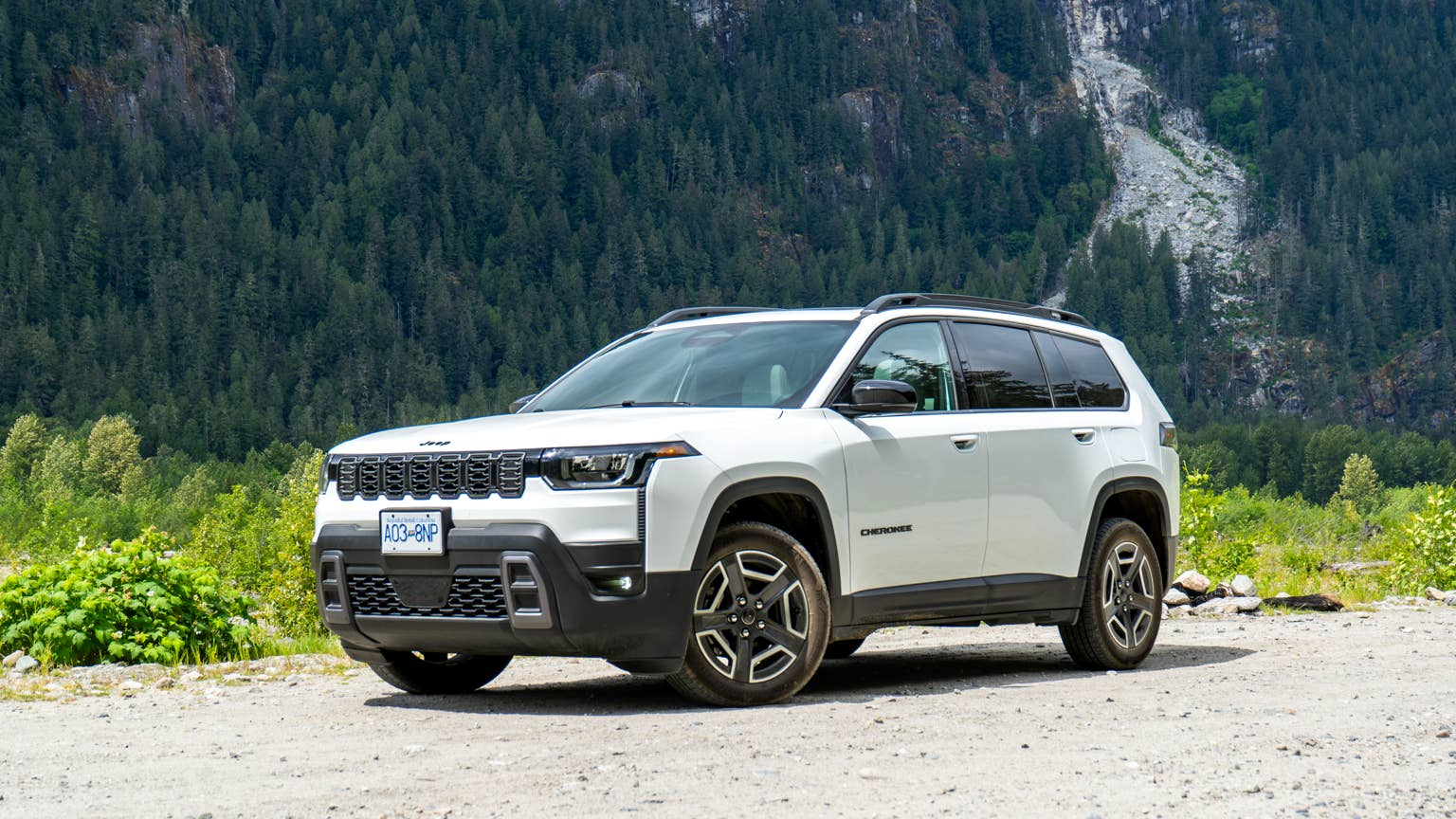 2026 Jeep Cherokee Hybrid Gets 0% APR for 72 Months