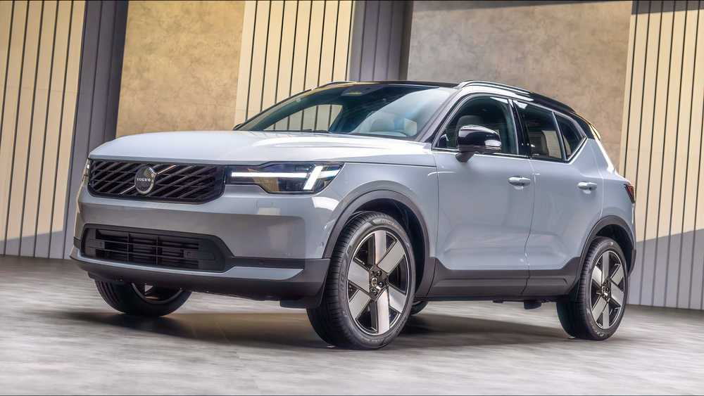2028 Volvo XC40 Gets Major Design, Tech and Safety Updates
