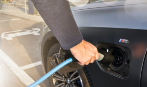 BMW 3 Series PHEV Confirmed for 2027 With More Range