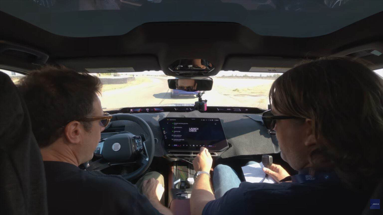 BMW M350 xDrive Brings 437 HP and Launch Control