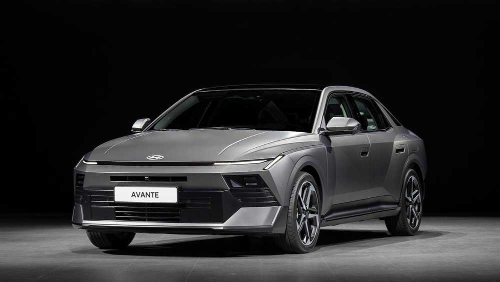 New Elantra Hybrid Could Reach 55 MPG With More Power