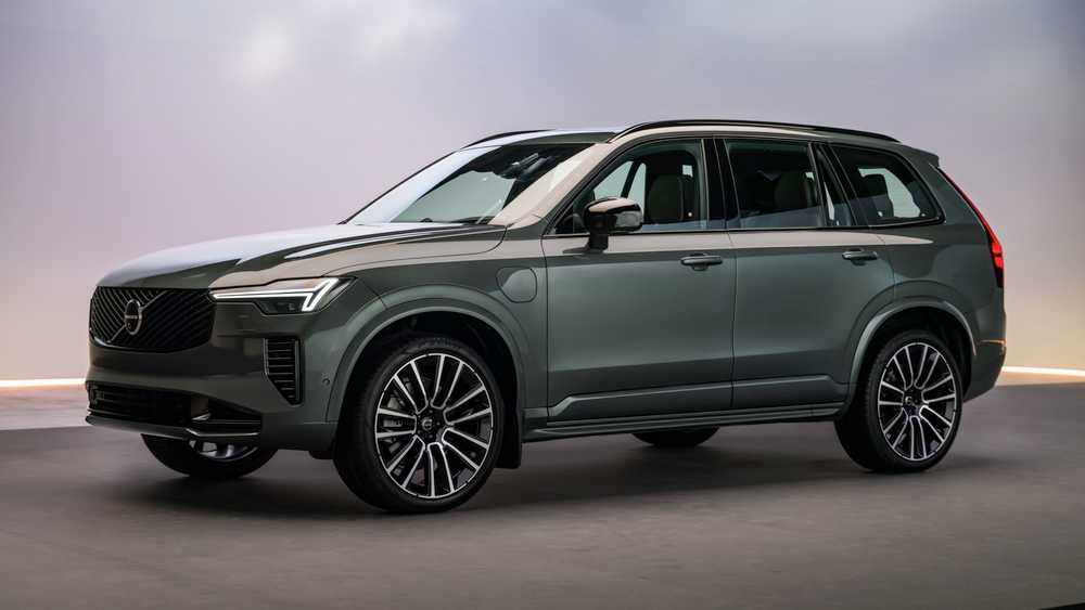 Volvo’s 2028 PHEVs Could Make Plug-In Hybrids Practical