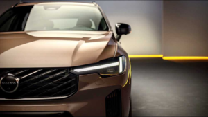 Volvo Car Safety: Real-World Data Cuts Injury Risk for Women