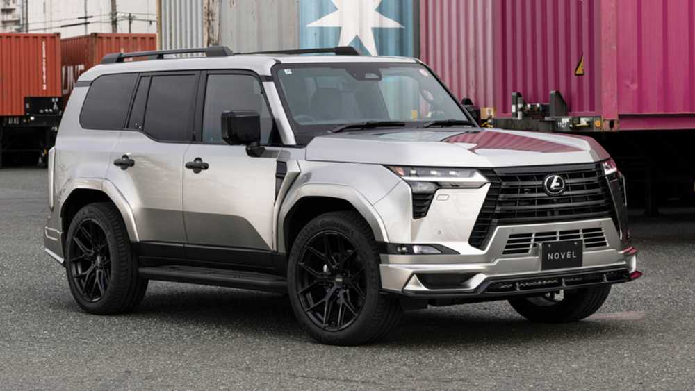 Lexus GX Gets a Sportier Look With Novel’s New Body Kit