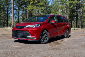 Toyota Sienna Hybrid Recall Affects 228,367 Minivans