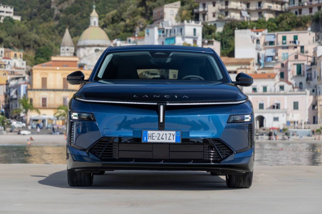 2026 Lancia Gamma: New Electric SUV Brings 375 HP
